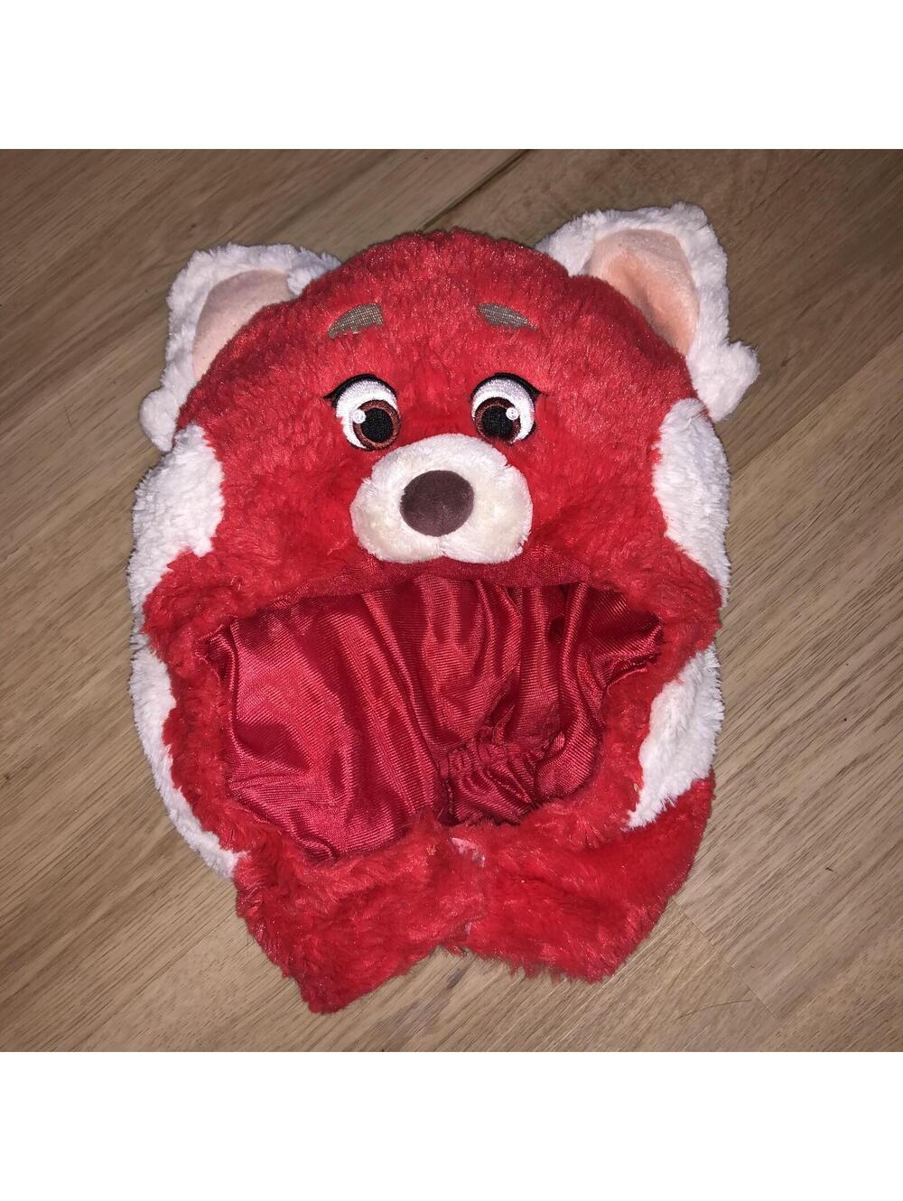 DISNEY PARKS DISNEYLAND TURNING RED PANDA MEI PLUSH BEANIE HAT TASSEL MEDIUM